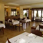 לינה וארוחת בוקר Samoy מרמריס